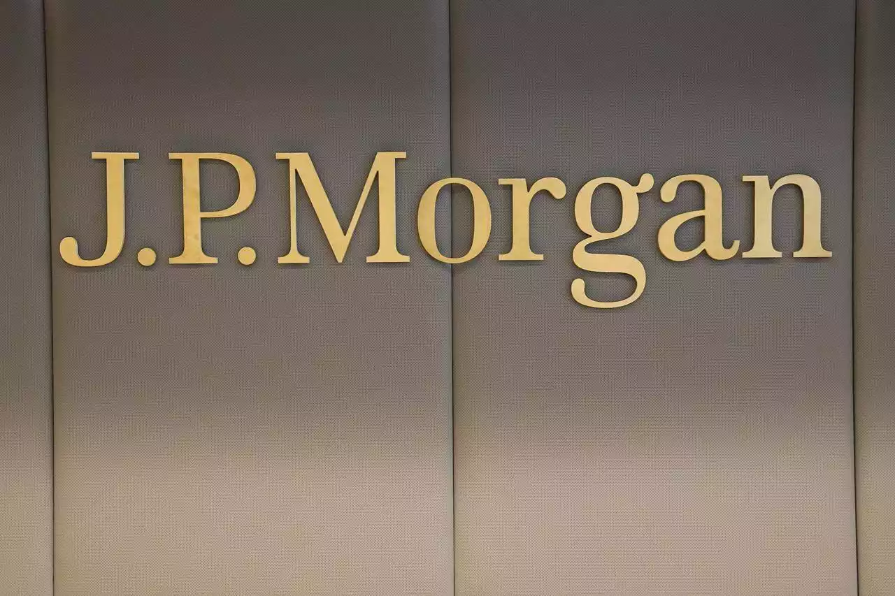 Jeffrey Epstein victims settle sex trafficking lawsuit against JPMorgan for $290 million - Terrace Standard