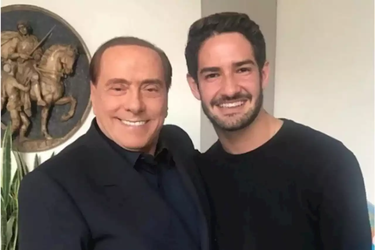 Alexandre Pato se despede do ex-sogro Silvio Berlusconi | VEJA Gente