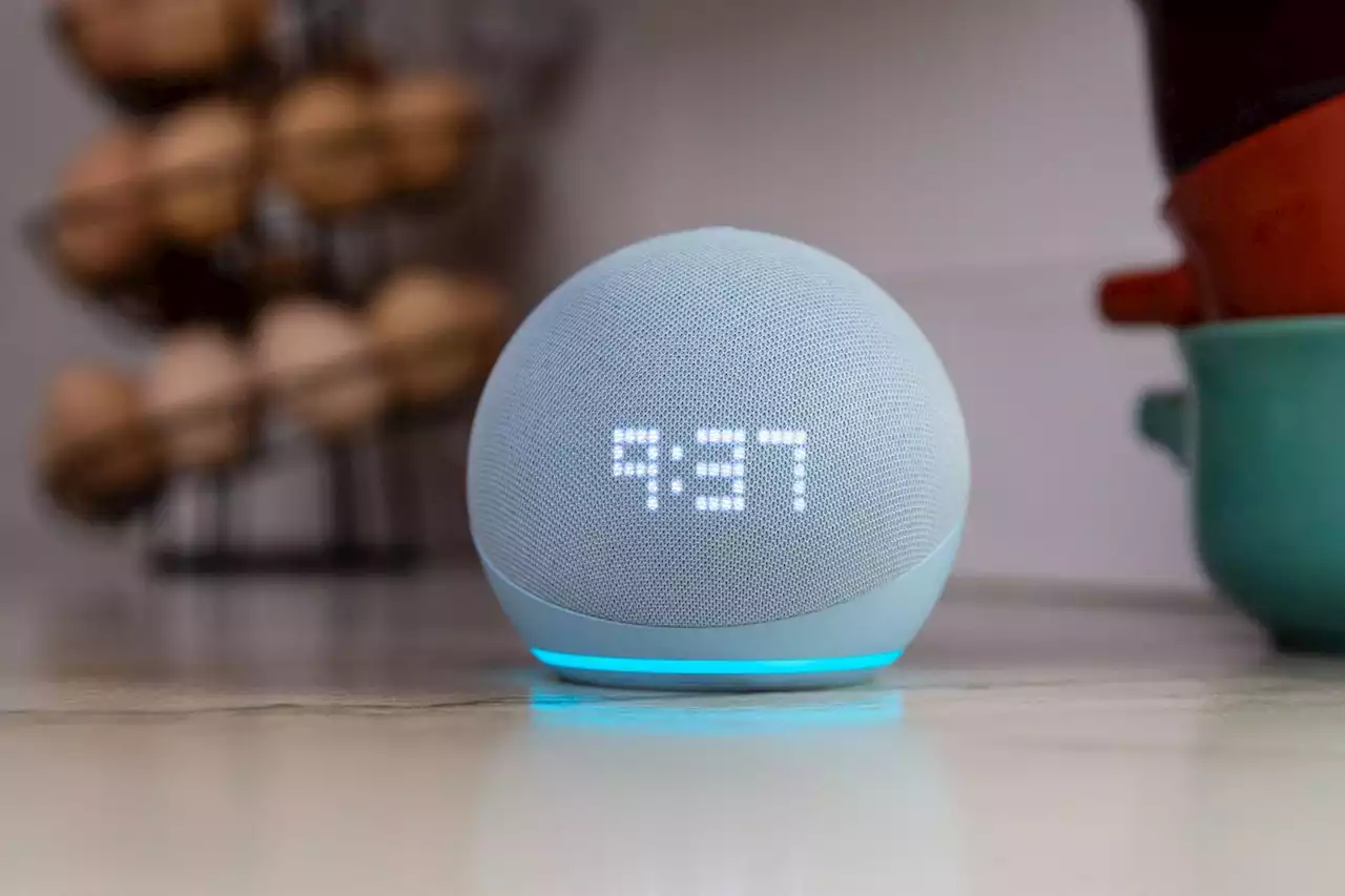 Save $25 on Amazon’s latest Echo Dot with a handy clock