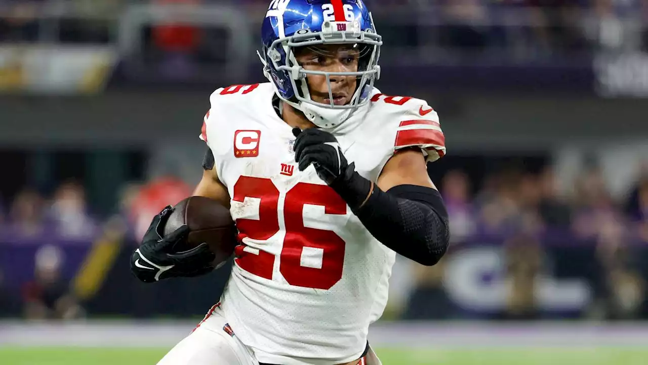 Giants RB Saquon Barkley to miss minicamp amid contract negotiations: 'It's all about respect'