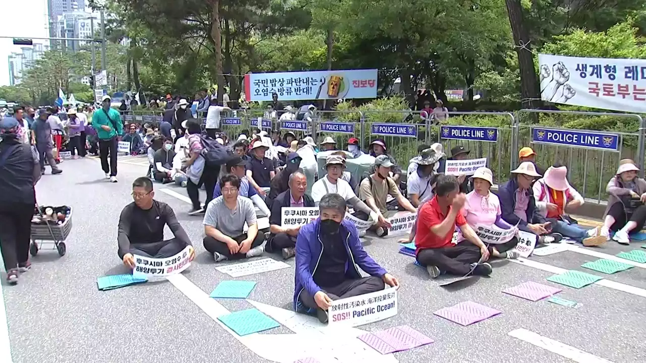 국회 앞에 모인 어민들...'후쿠시마 오염수 투기 반대'