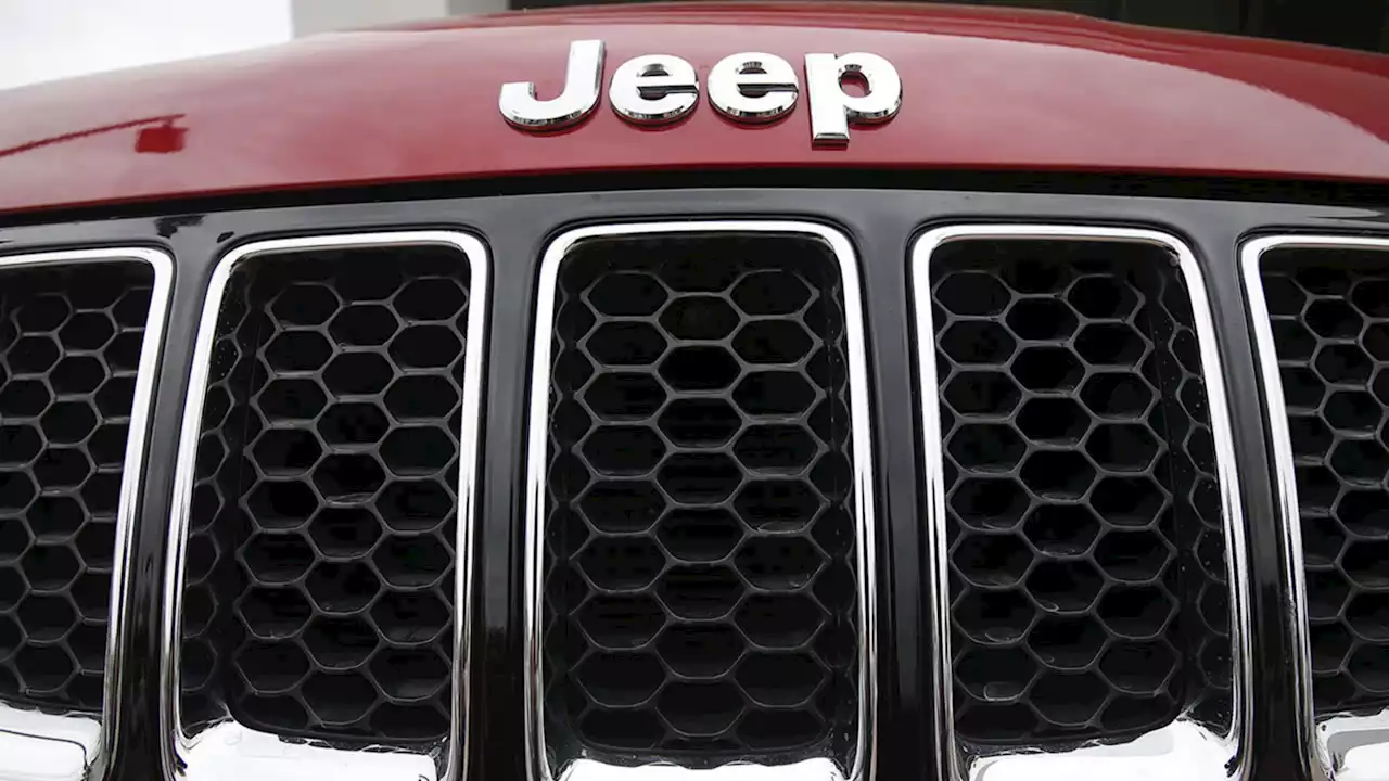 Jeep recalls more than 354,000 Grand Cherokees because rear coil springs can detach while driving