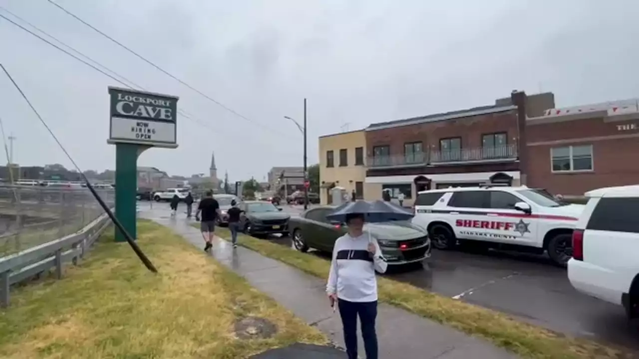 Passenger describes panic as tour boat capsizes inside Erie Canal water tunnel