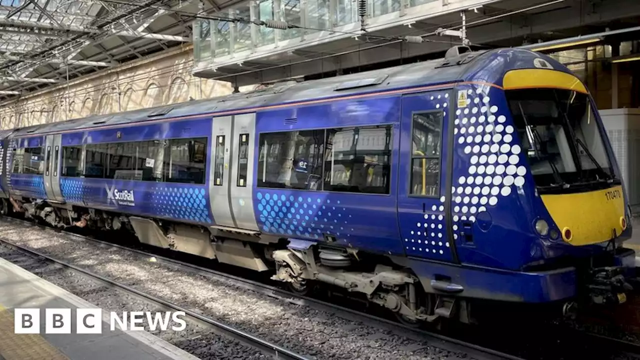 Train drivers union rejects ScotRail pay offer