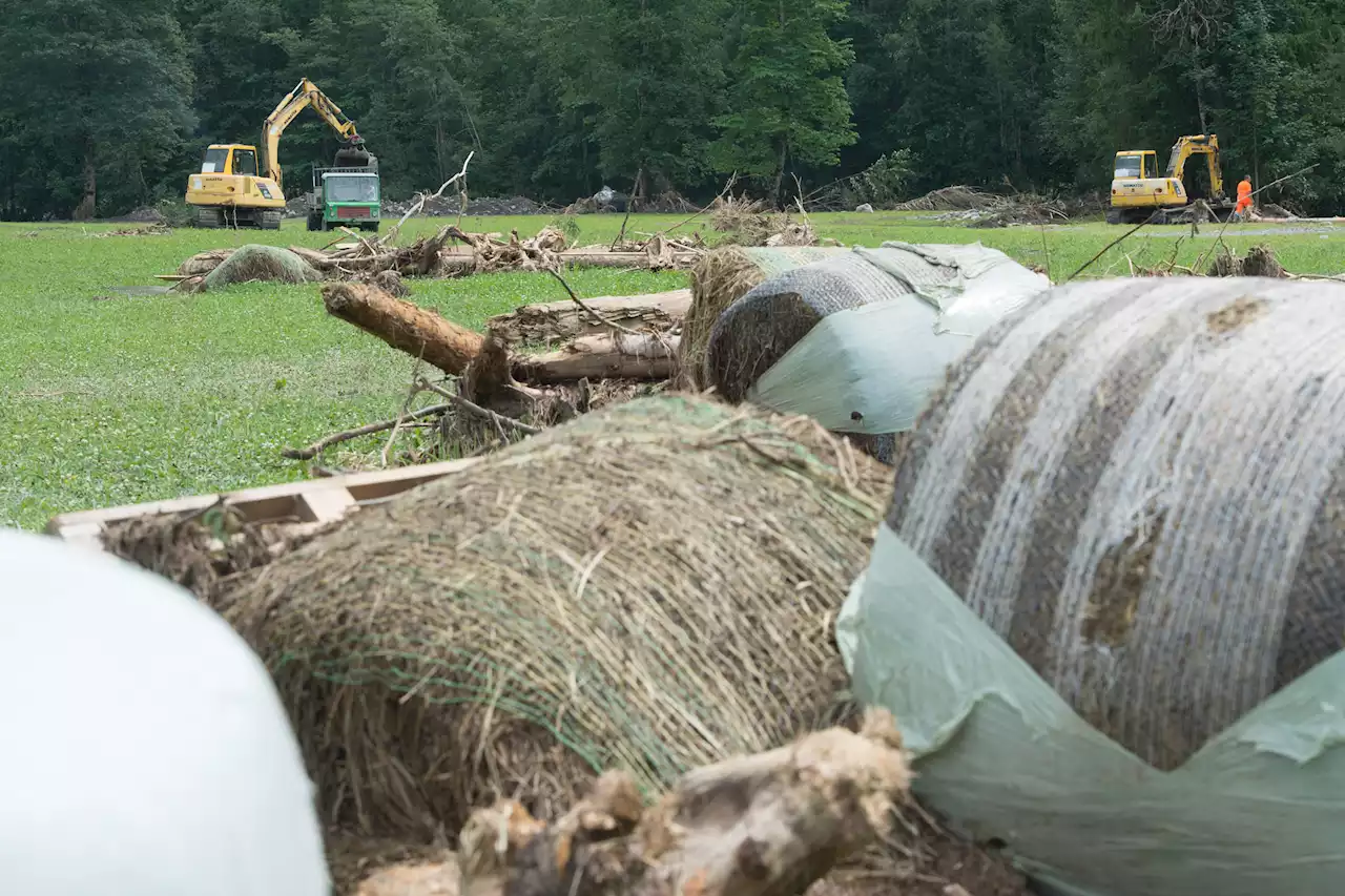 Baustopp nach Unwetter – Wenn die Emme tobt, reisst sie links und rechts alles mit