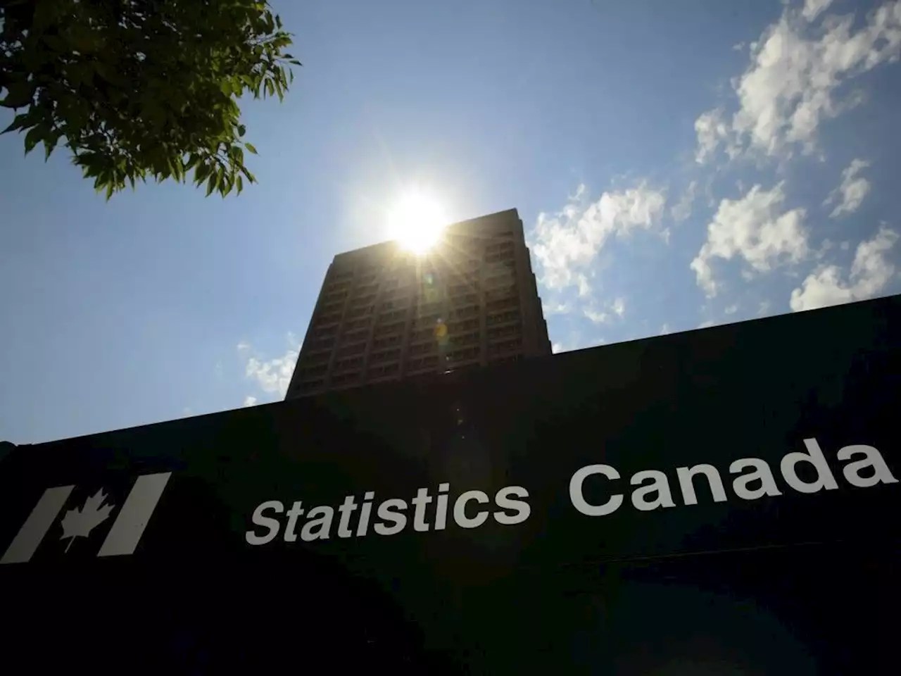 Philip Cross: Statistics Canada feeding misperception Canadians on the brink of financial ruin