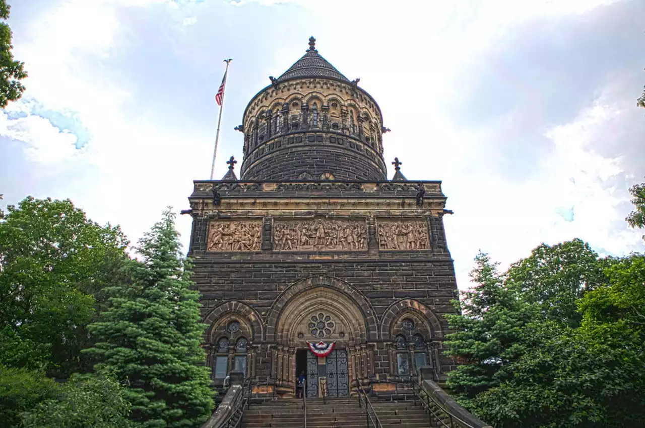 Lake View Cemetery’s Garfield Memorial closes until Spring 2024