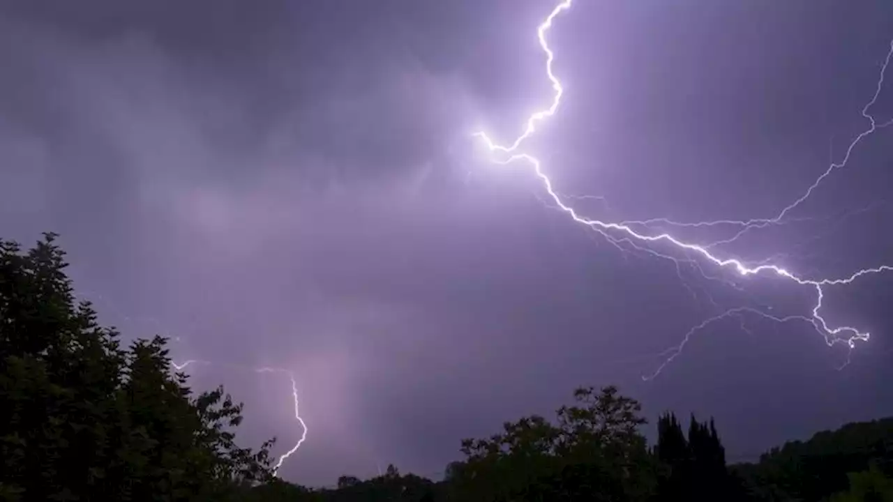 Météo : voici les 50 départements placés en vigilance «orages» ce mardi