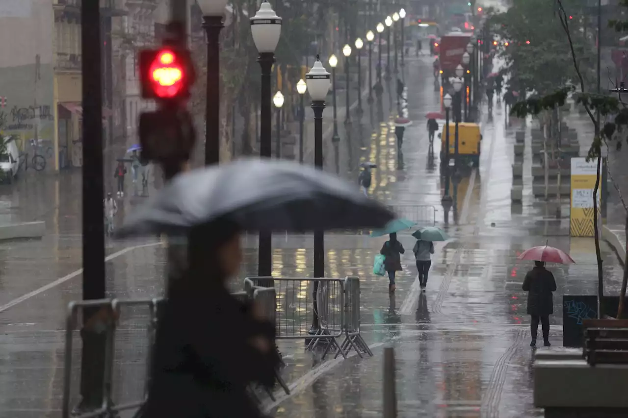 Alerta em São Paulo: frente fria muda tempo, provoca chuva e derruba temperatura nos próximos dias