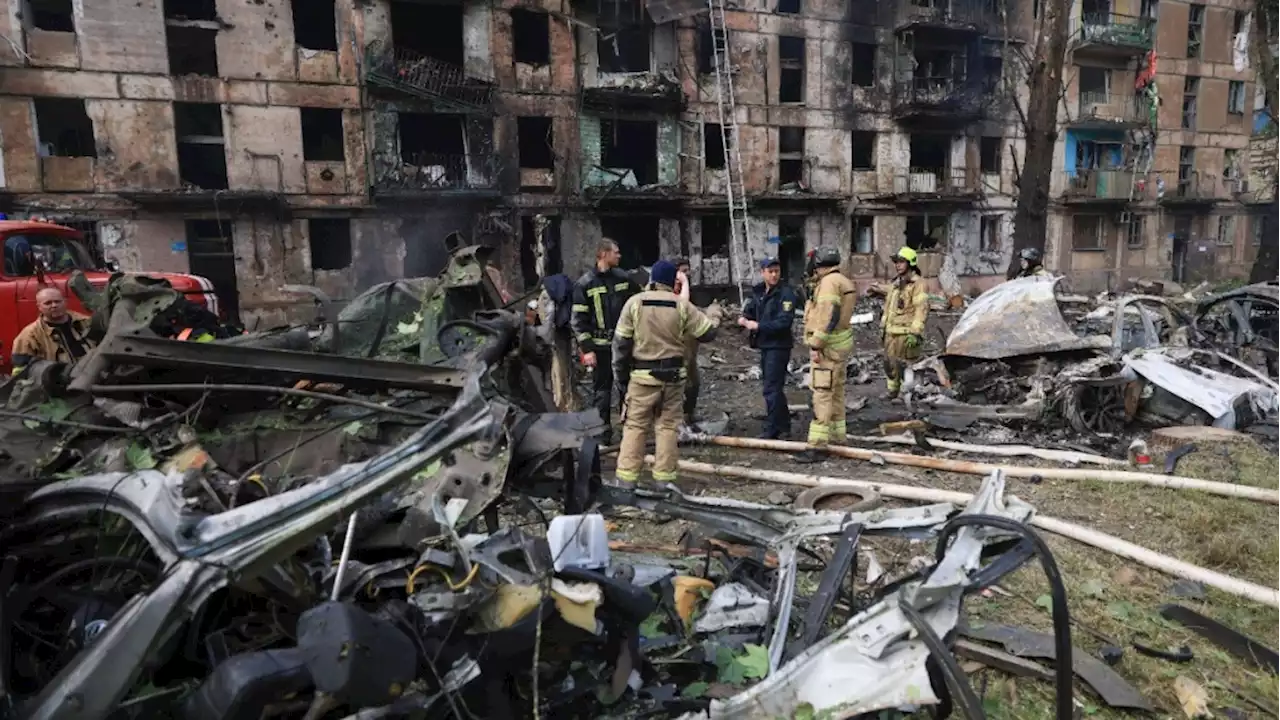 Russian missile attack on Zelenskyy's hometown kills at least 6; several others trapped in rubble