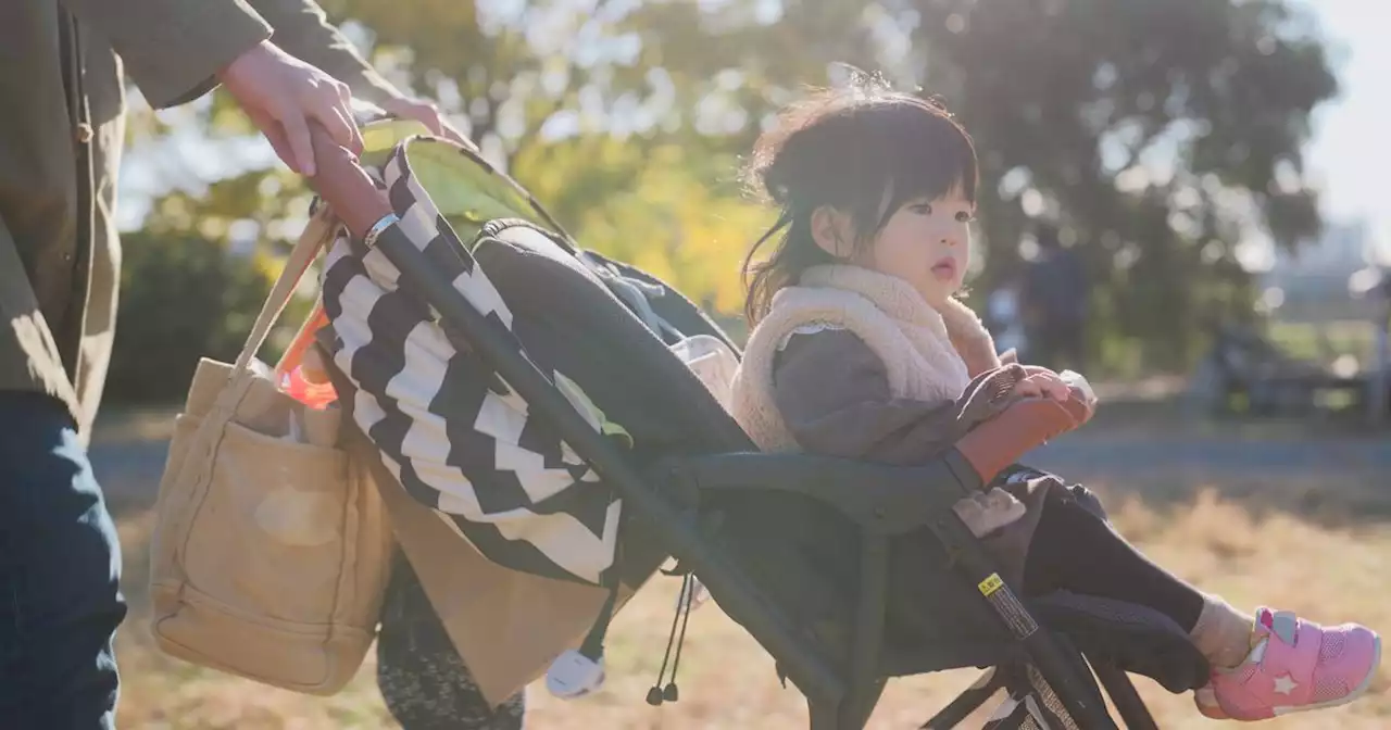 Parents warned to never cover pram in hot weather as heatwave continues