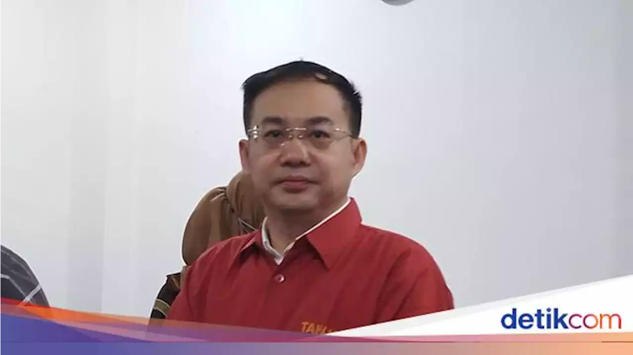 Pilah-pilih Barbuk Dalih JPU Tunda Tuntut Bos Judi Online Apin BK