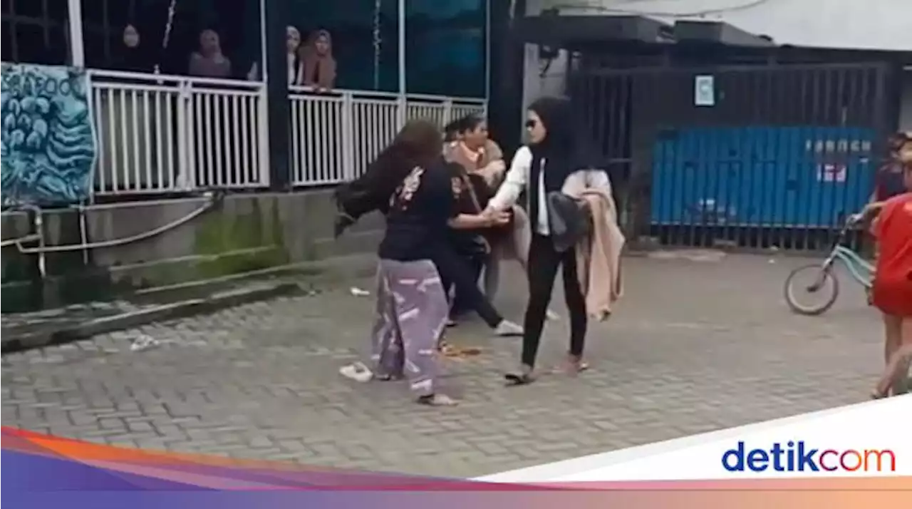 Viral Wanita di Makassar Dikeroyok di Tempat Kerja gegara Dituduh Pelakor