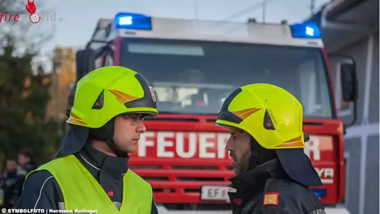 Wiener Feuerwehrausrüstung für den Einsatz nach dem Dammbruch in der Ukraine