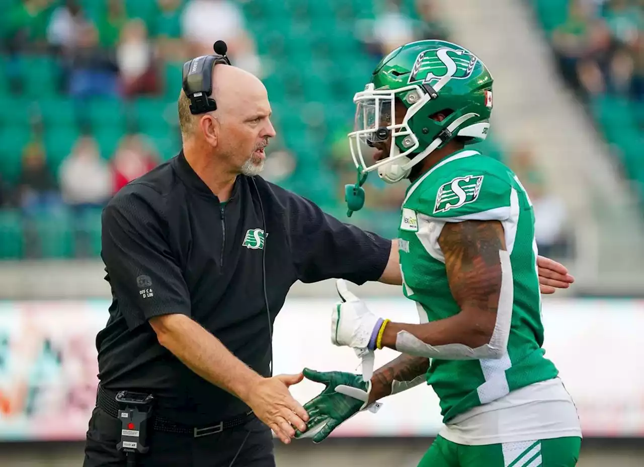 Riders put veteran quarterback Harris in harm’s way with final offensive play call