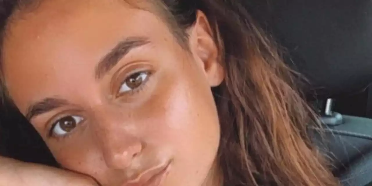 La hostess Ilaria De Rosa, arrestata in Arabia Saudita a maggio, è stata condannata a 6 mesi di carere - Il Post