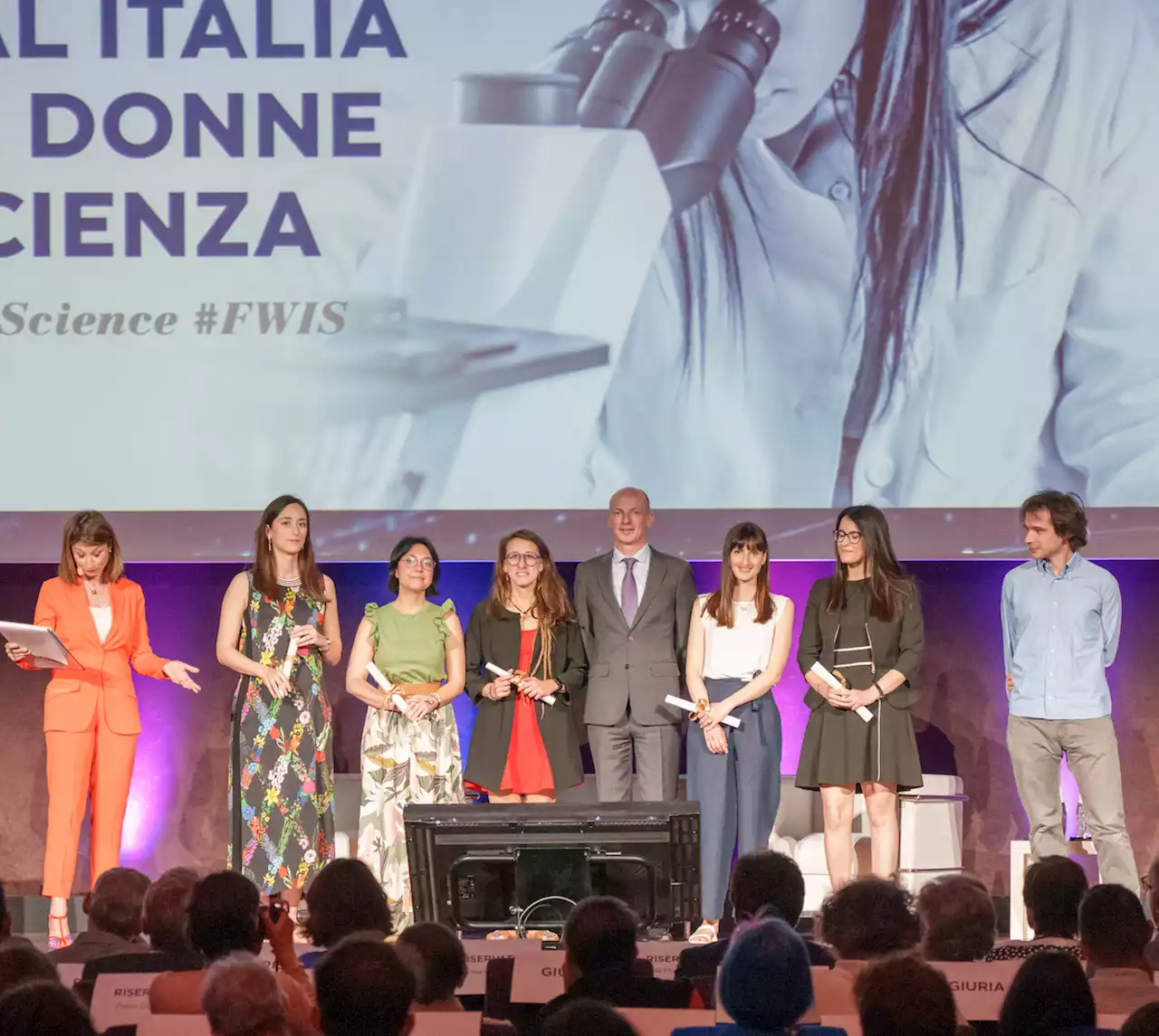 6 italiane ricercatrici Stem ricevono il premio L'Oréal-Unesco - iO Donna