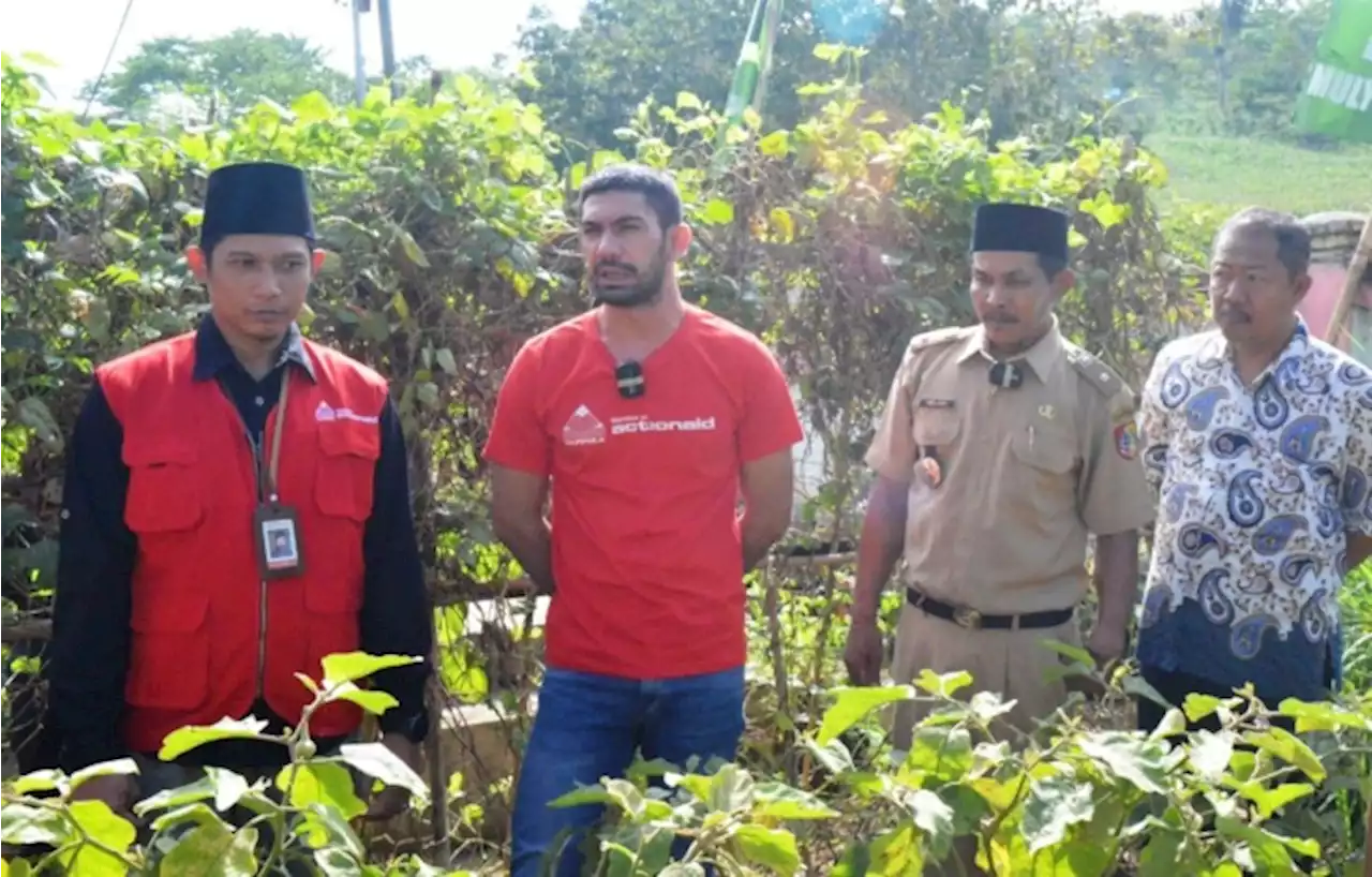 Aktor Reza Rahadian ke Jember, Ajak Warga Peduli Kesehatan Ibu dan Anak