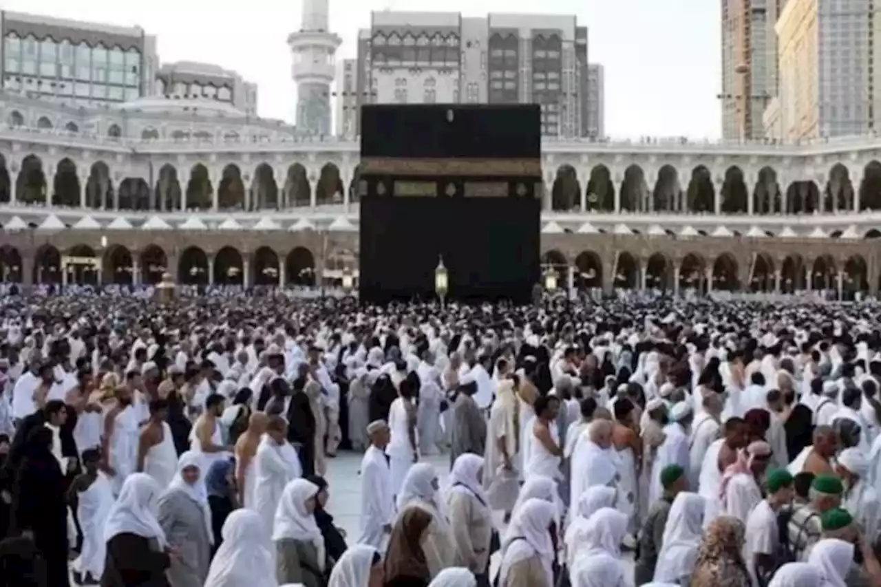 Jemaah Haji Diminta Hindari Cuaca Panas dan Kepadatan Masjidil Haram saat Umrah Wajib - Jawa Pos