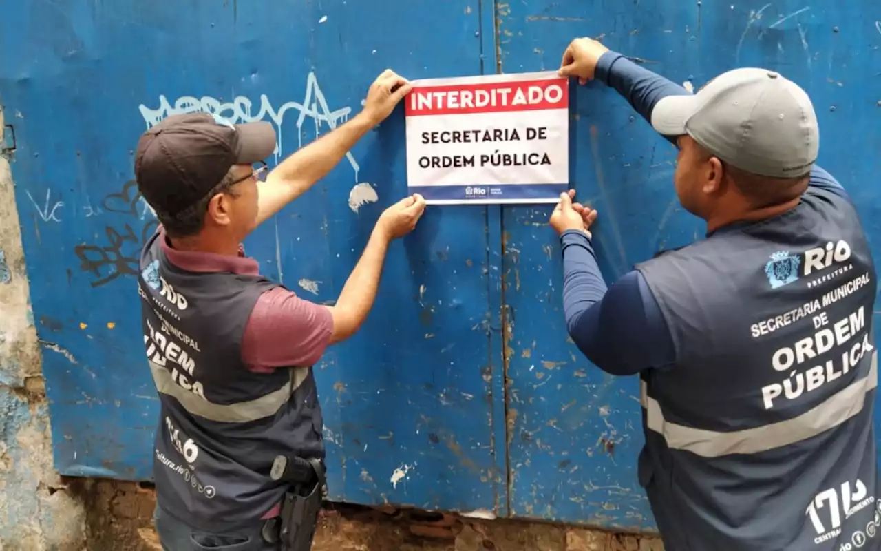 Ferro-velho clandestino é interditado na Praça da Bandeira | Rio de Janeiro | O Dia