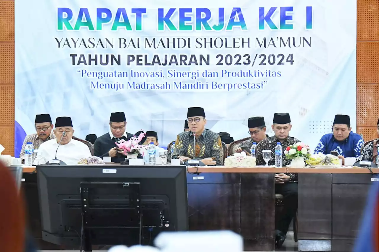 Yandri Susanto: Santri Ponpes Ini Bisa Lanjut Sekolah ke Al Azhar Mesir