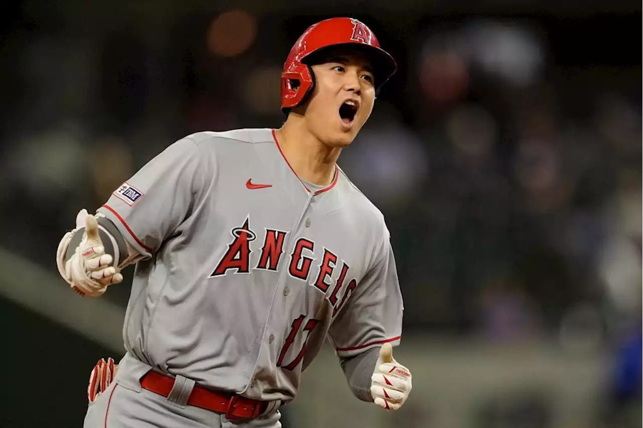 Shohei Ohtani hits 2 homers to lead Angels to wild comeback victory over Rangers