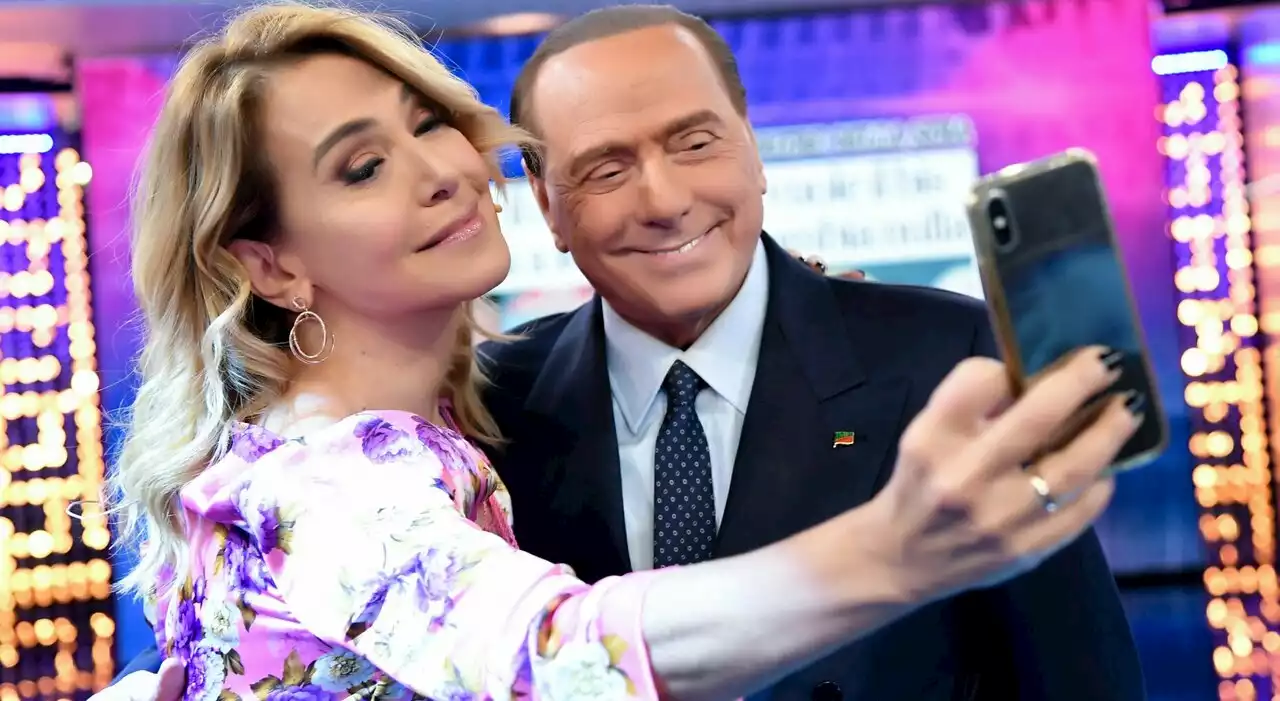 Barbara D'Urso: «Io, Silvio Berlusconi e Teo Teocoli a TeleMilano58, così cominciò la storia Mediaset»