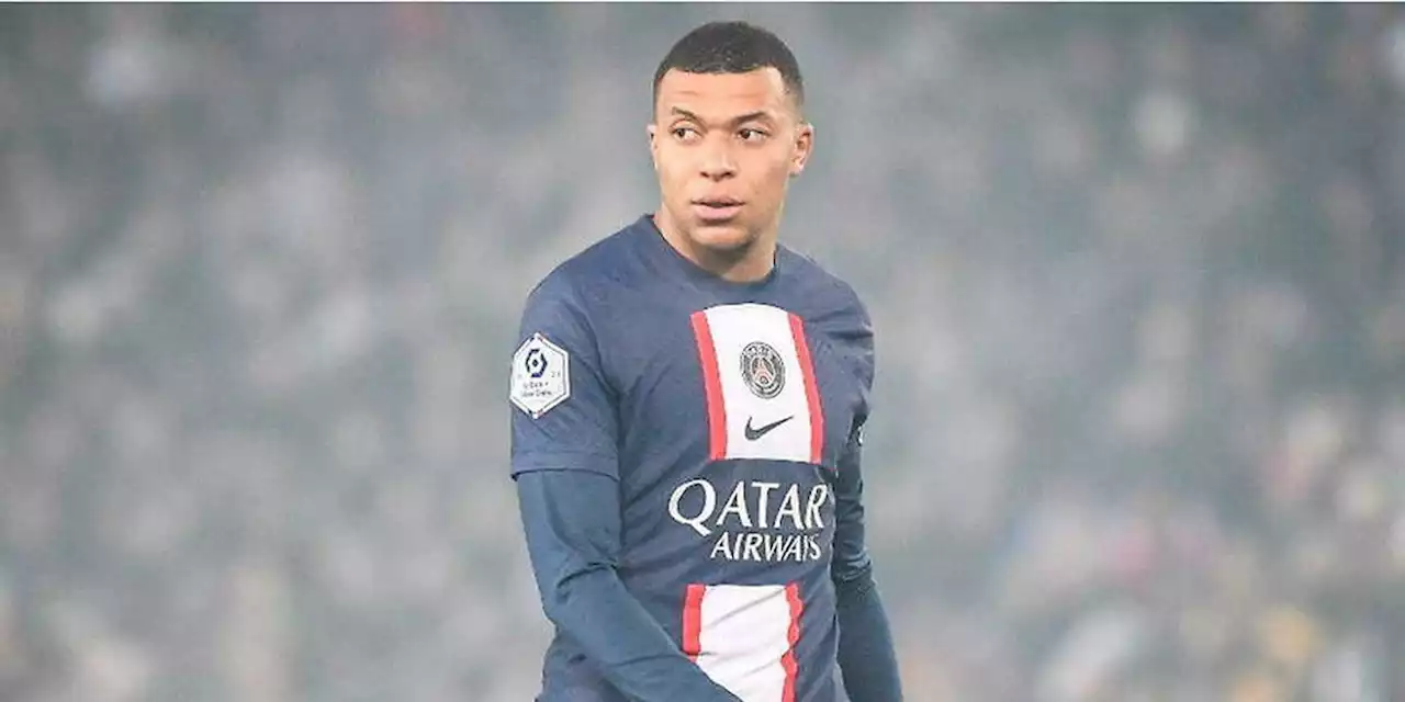 PSG : Mbappé envisage un départ en 2024, le club au pied du mur