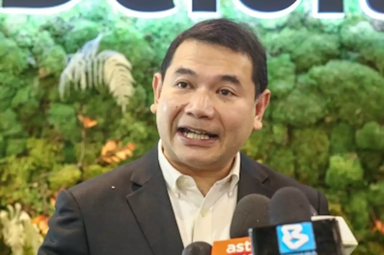 Rafizi: Govt targeting 200 companies to join academy in industry programme