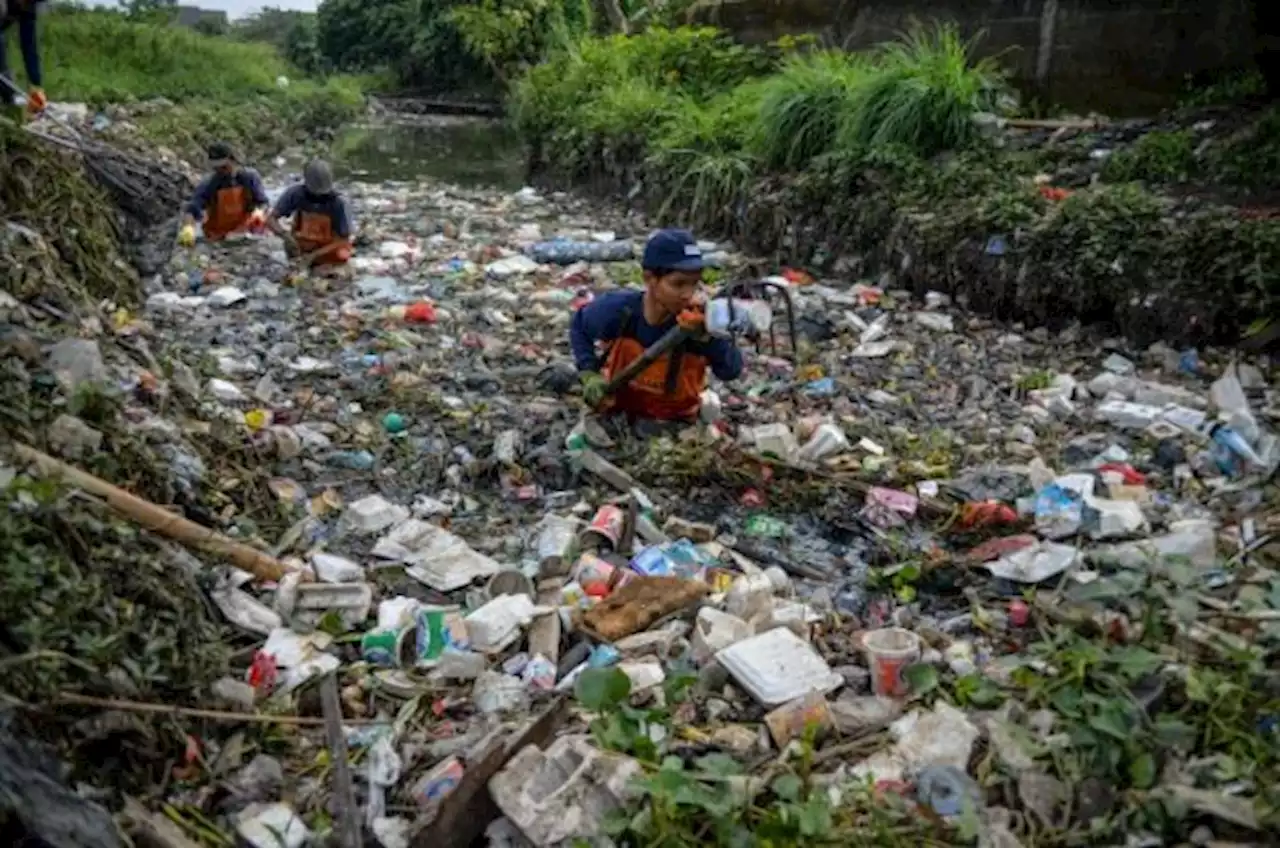 Perlu Rencana Aksi yang Lebih Serius untuk Capai Target Pengurangan Sampah Plastik