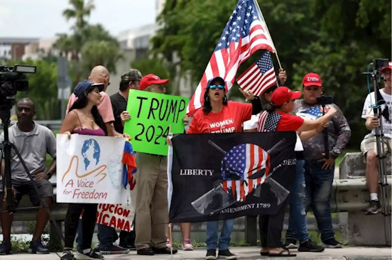 Trump akan Hadir di Sidang Dokumen Rahasia