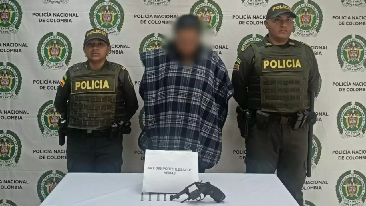 ¿Qué hacían con eso?: capturados por porte de armas de fuego ilegal en Antioquia