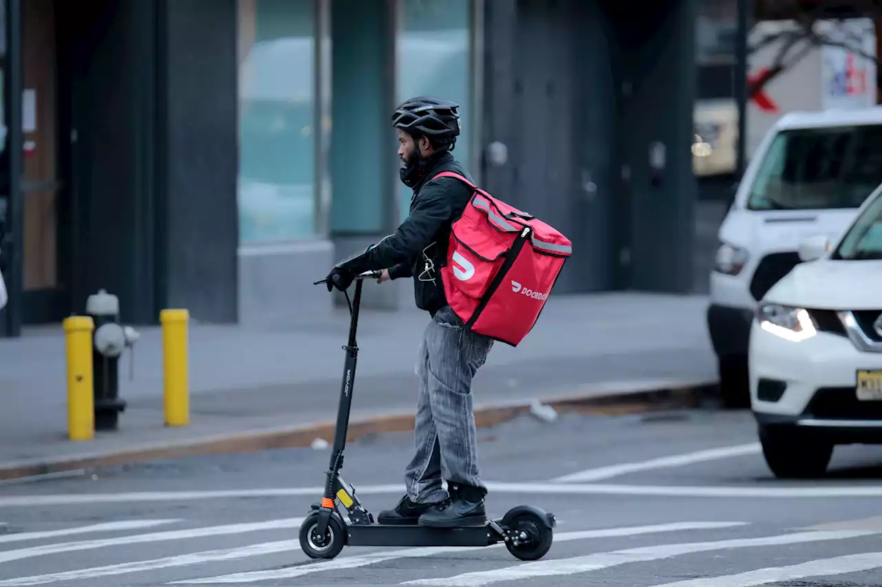 NYC app-based food delivery workers to get first-in-nation minimum wage