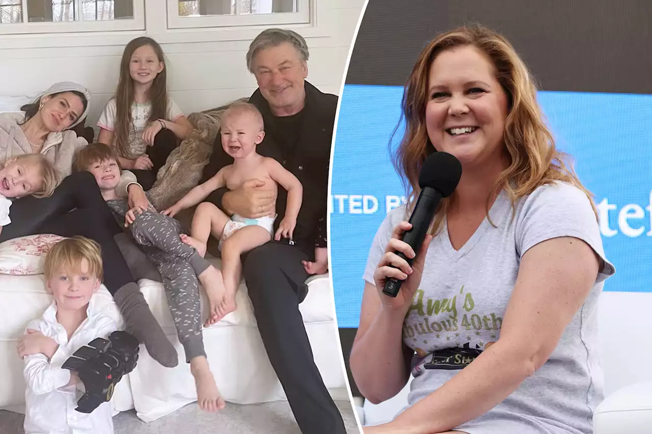 Amy Schumer roasts ‘sociopath’ Hilaria Baldwin’s fake heritage, ‘von Trapp amount’ of kids