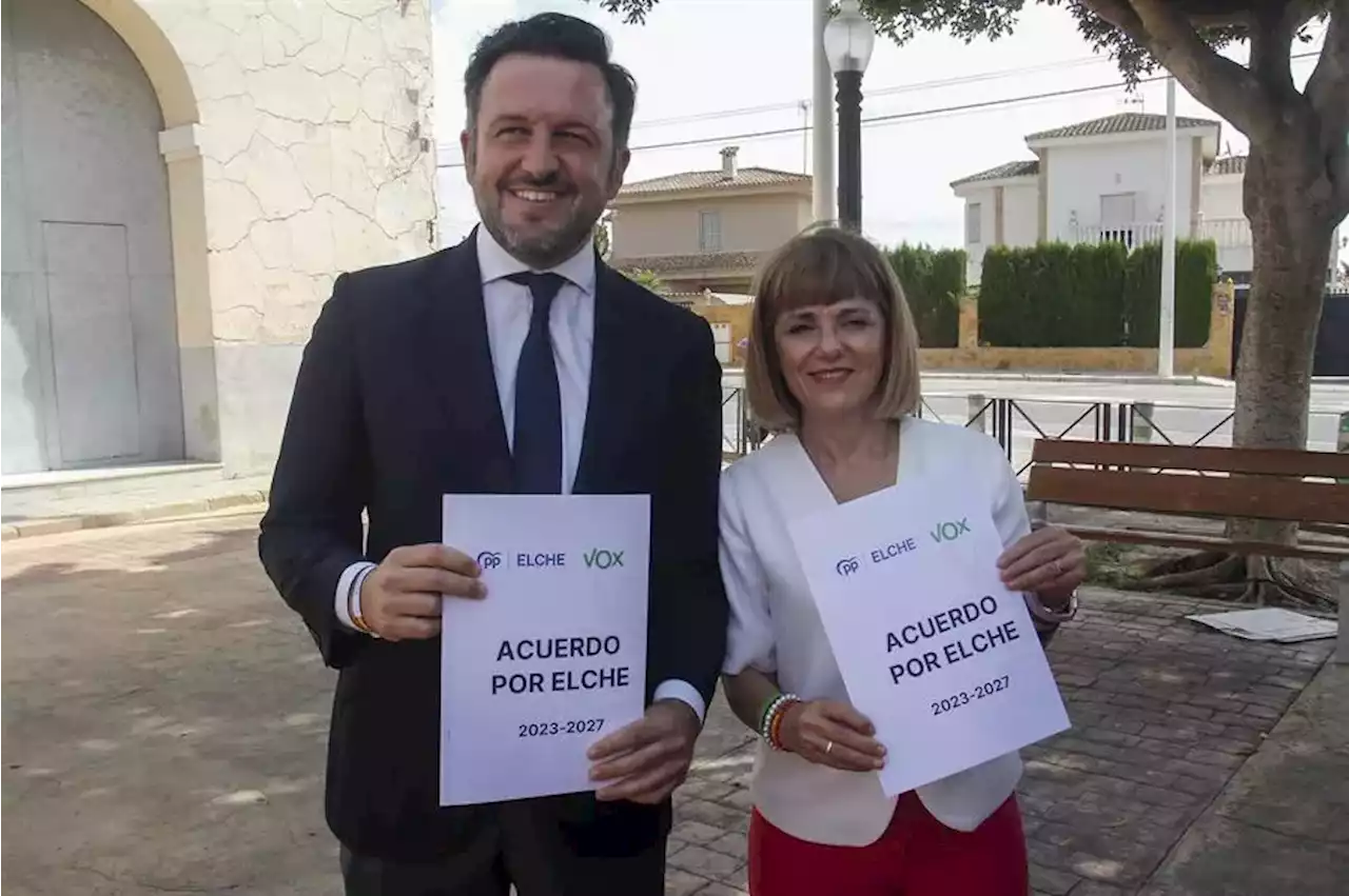 PP y Vox firman en Elche su primer acuerdo de gobierno en una gran ciudad