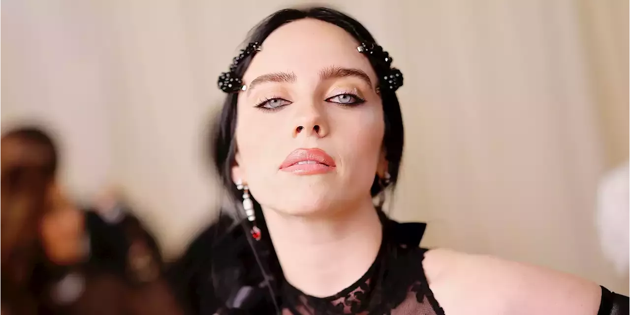 Everyone Is Losing It Over Billie Eilish in a Tiny String Bikini and ...