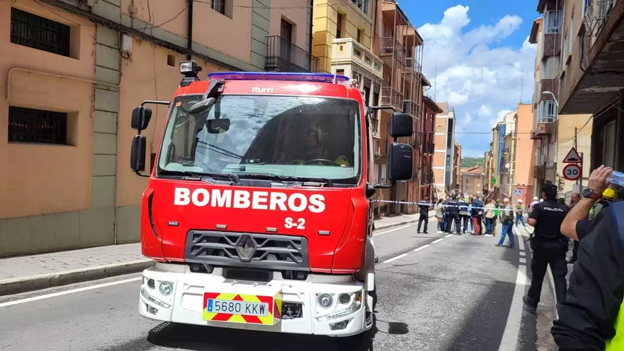 Se derrumba por completo un edificio de cinco plantas en Teruel sin vecinos dentro