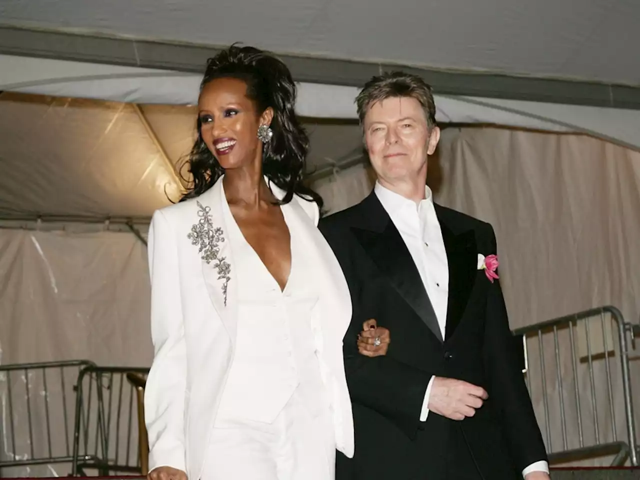 Supermodel Iman Reveals David Bowie Gave Her the Confidence to Break This Industry Barrier