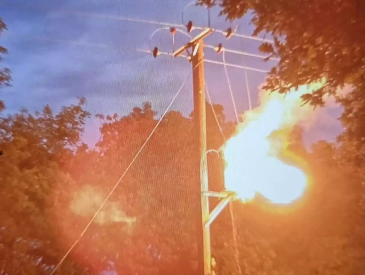 Bottled water handed out after lightning bolt hits transformer and knocks out supply