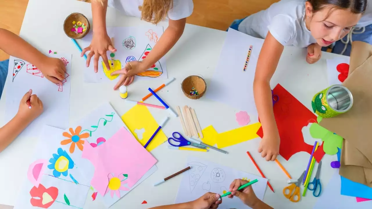 'Change the lives of thousands': Qld families to receive free kindy