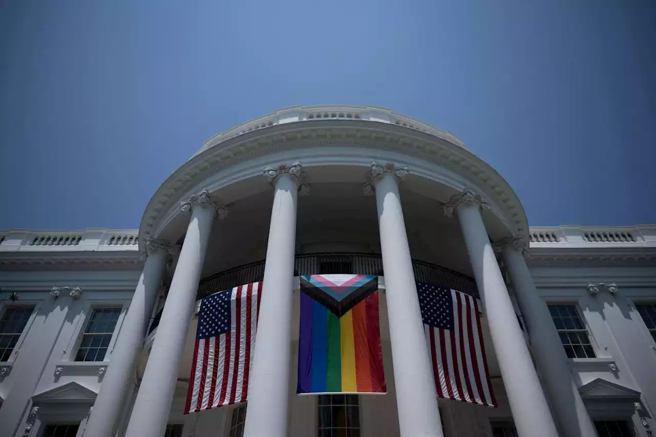 Was a Pride Flag Hung Between American Flags at the White House?