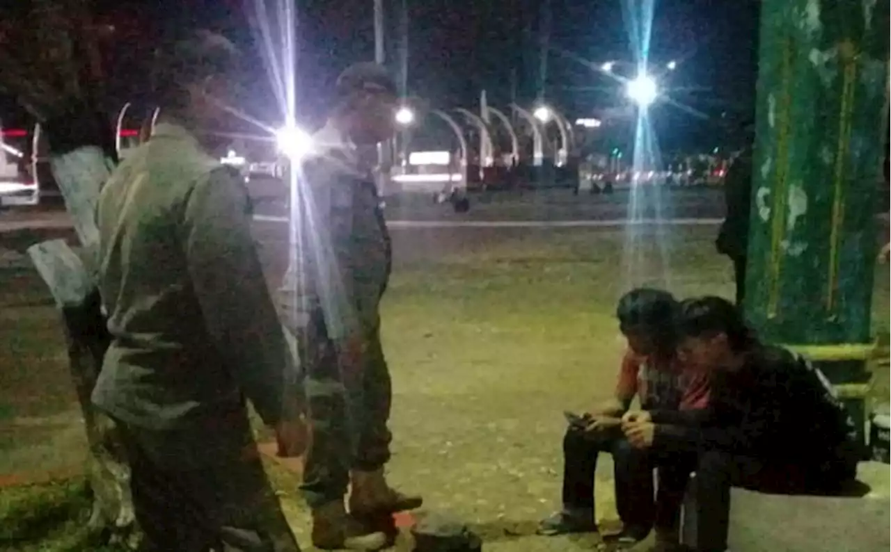 Maksa Minta Duit ke Pengunjung Alun-alun Sragen, 3 Pengamen Ditangkap Satpol PP