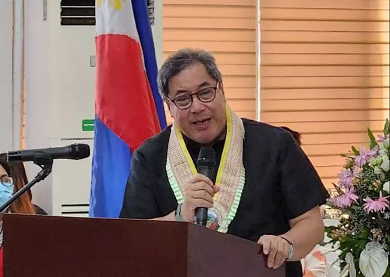 Herbosa urges LGUs to administer donated Covid-19 bivalent vaccines