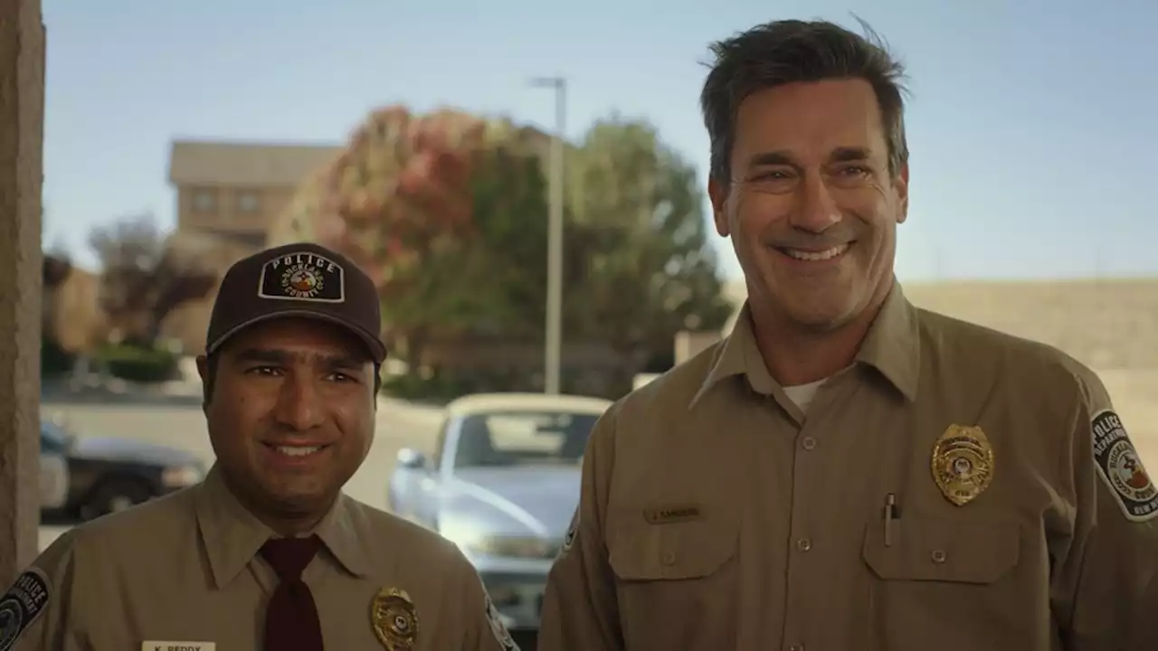 ‘Maggie Moore(s)’ Review: Jon Hamm and Tina Fey in a Messy Small-Town Crime Comedy