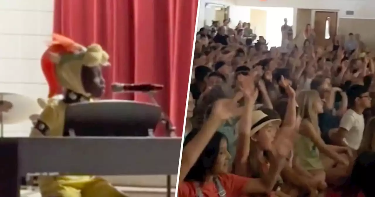 First grader sings ‘Peaches’ at a talent show and the crowd goes wild in viral video