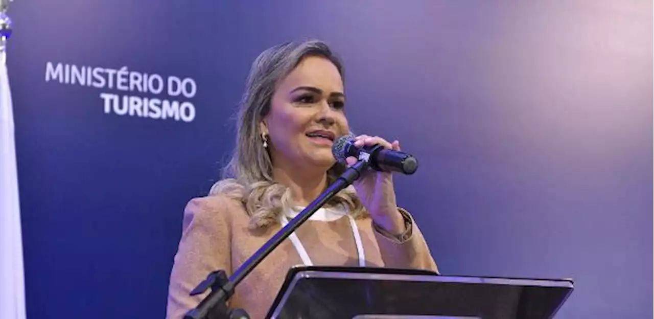 Mesmo com pressão do União, Lula mantém Daniela como ministra do Turismo