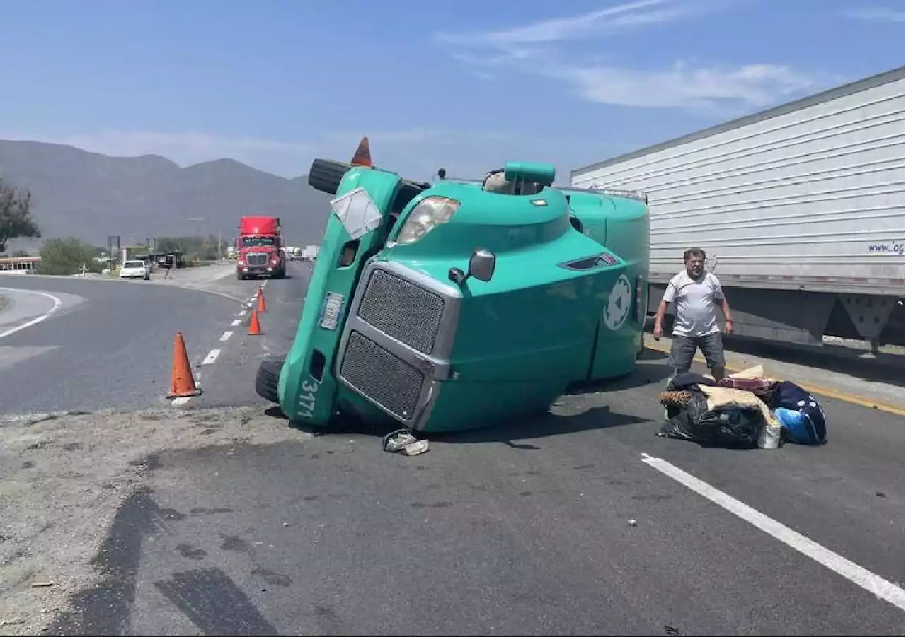 Deja pérdidas diarias de 11 mdp el cierre de la carretera Saltillo-Monterrey