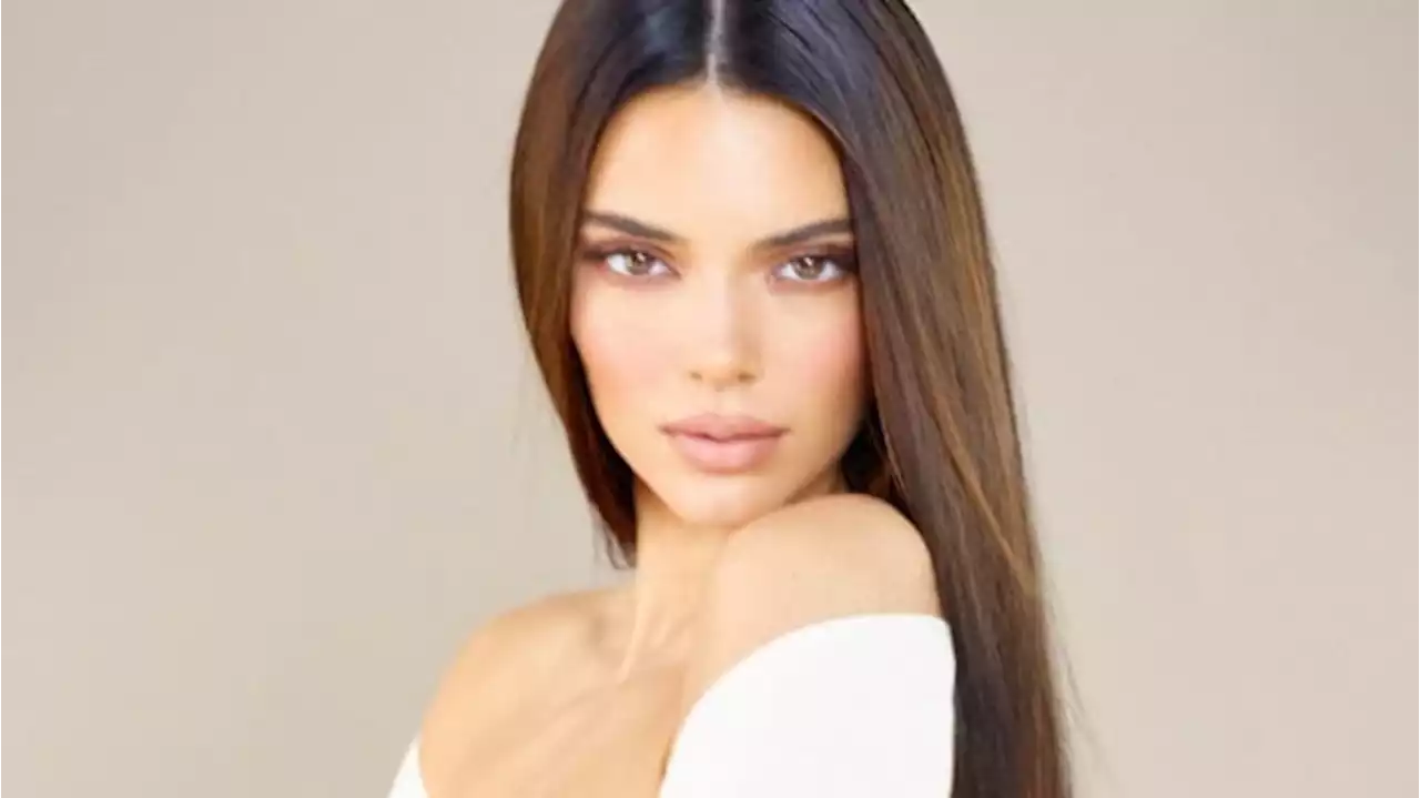 Heboh, Kendall Jenner Diisukan Hamil Gegara Ini