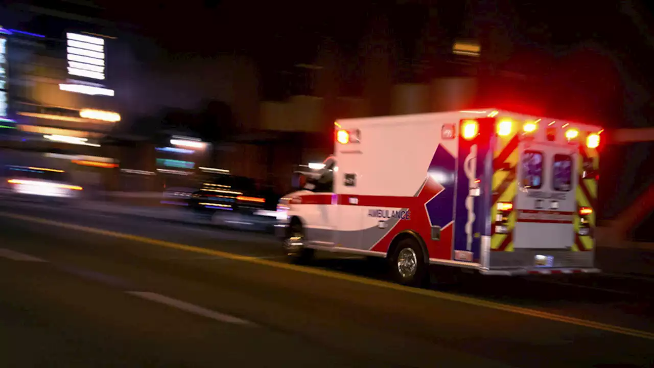 Man seriously injured falling onto CTA Red Line tracks at Garfield, officials say