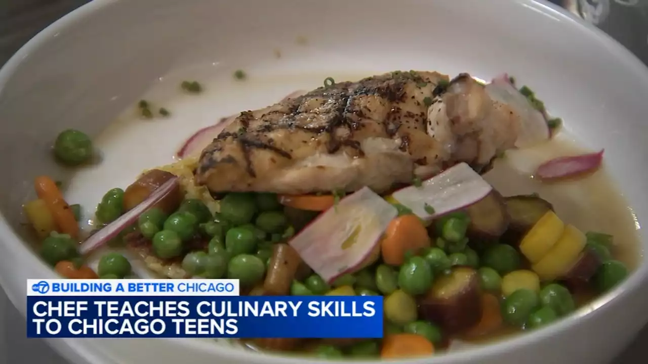 Teens learn culinary skills, create entrée for Woodlawn restaurant's menu